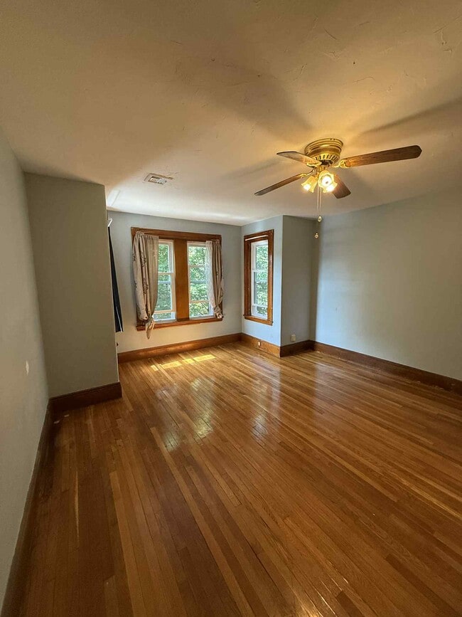 Building Photo - 452 Gallivan Blvd