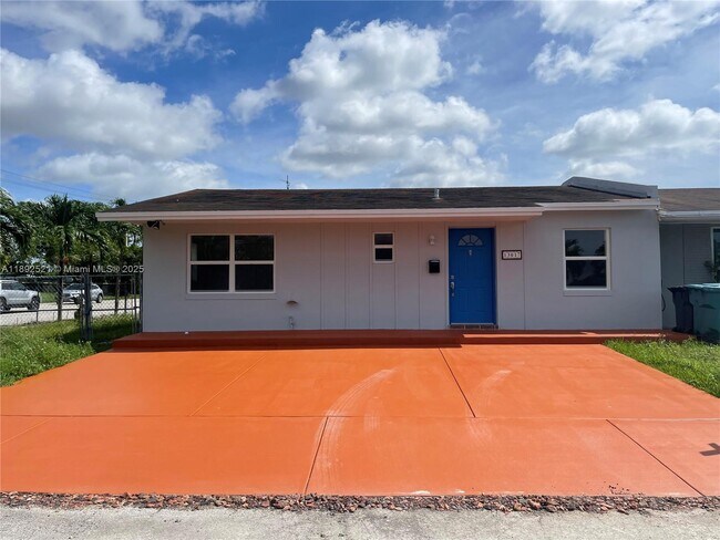 Primary Photo - 13017 SW 18th Terrace