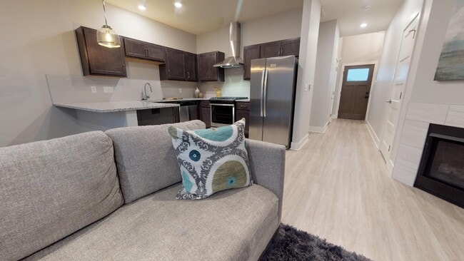 Building Photo - Bluebell | Two Bedroom - Basement Walkout