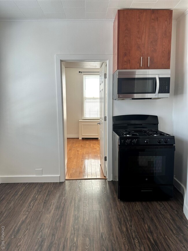 Building Photo - 60-34 56th Rd