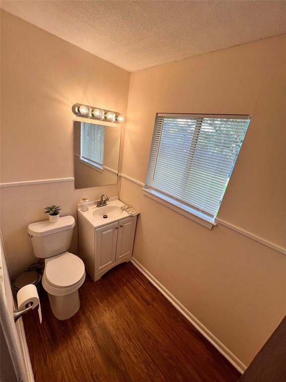 Building Photo - 213 S FM 1660