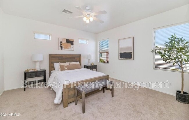 Building Photo - 3541 W Marconi Ave