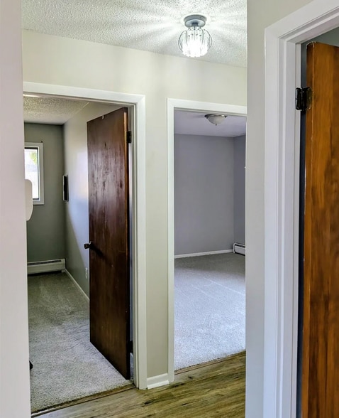 Building Photo - 303 W Elizabeth St