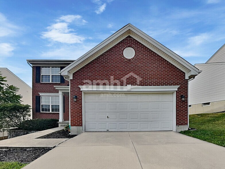 Primary Photo - 135 Easton Manor Dr