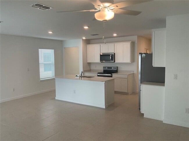 Building Photo - 3591 Hornbeam Rd