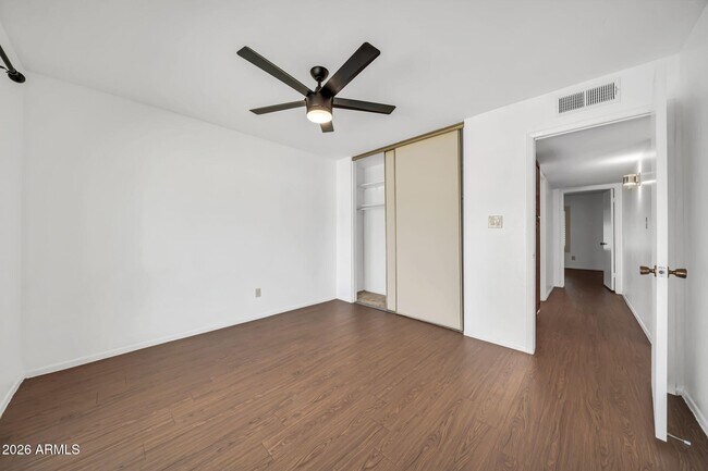 Building Photo - 6209 N 22nd Dr
