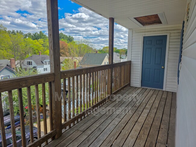 Building Photo - 311 Calef Rd