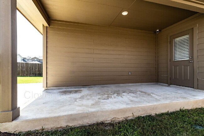 Building Photo - 8315 Tortoise Trl
