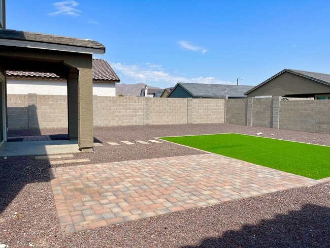 Building Photo - COMING SOON!! Home in Litchfield Park at Canyon Views! 5bd 3ba! Mountain Views!