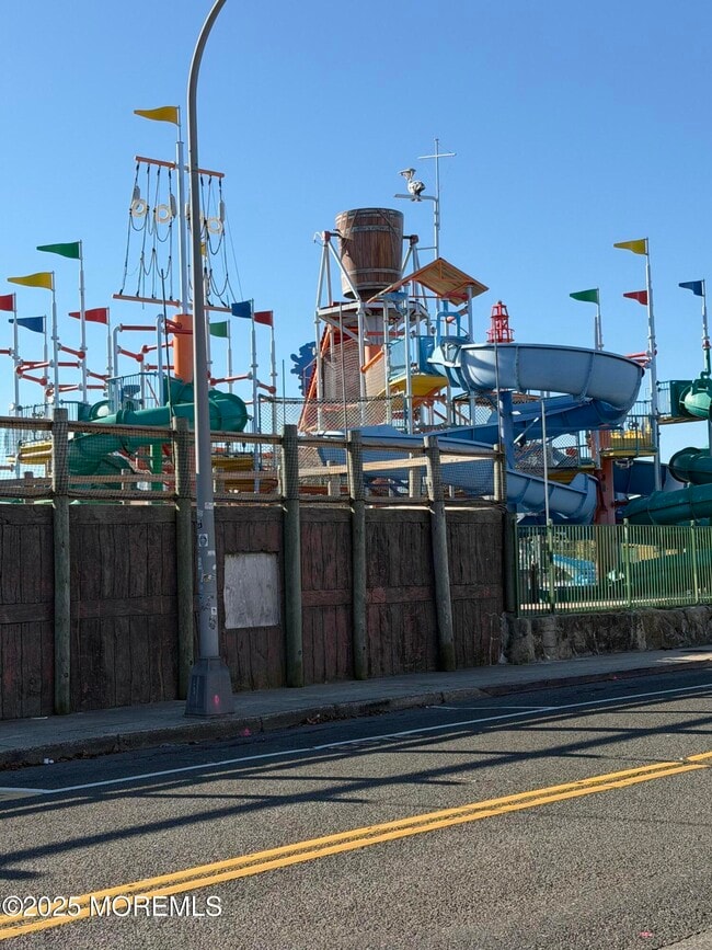 Building Photo - 60 Sherman Ave