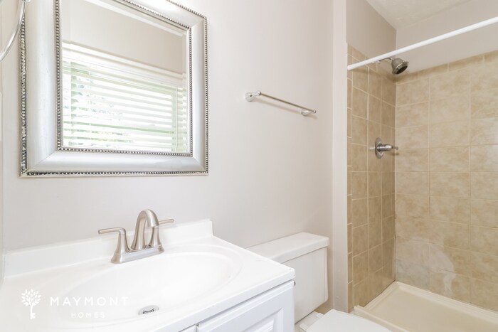 Building Photo - 3426 Estes Park Dr SW