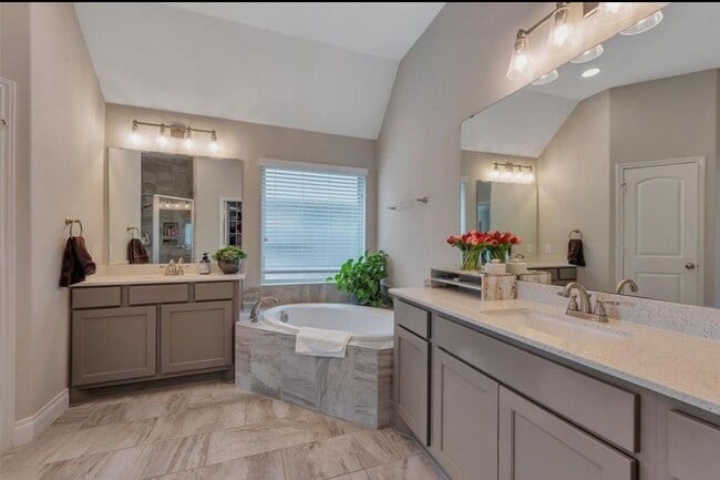 Building Photo - 2333 Mayfield Trail Ct