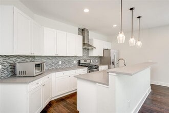 Building Photo - 908 Nueces St