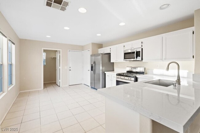 Building Photo - 9632 Marigny Ct