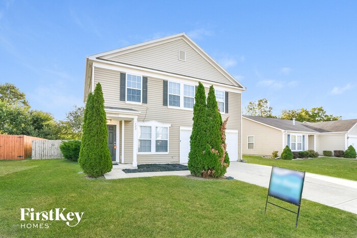 Building Photo - 723 Sedgewick Ln