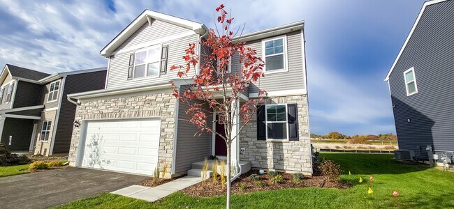 Primary Photo - 108 Cressmoor Blvd