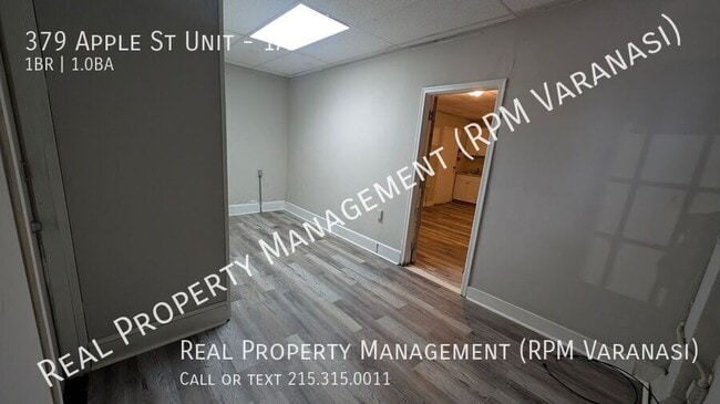 Building Photo - 379 Apple St