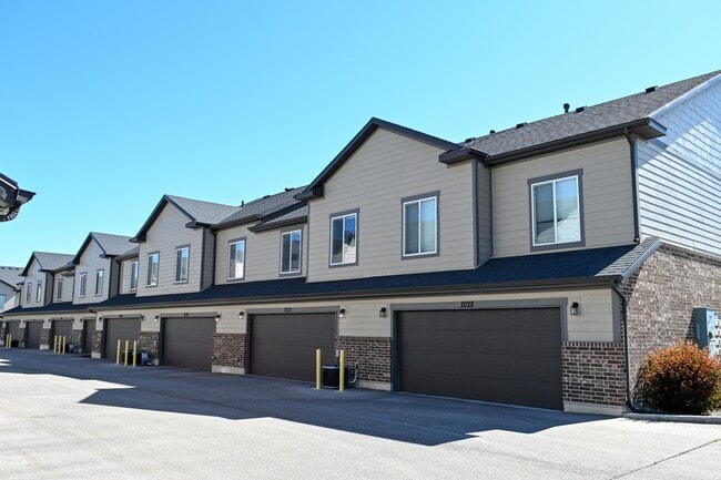Building Photo - 2032 N 350 E