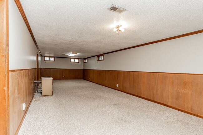 Building Photo - Please View 3D Virtual Walk-Through Before...