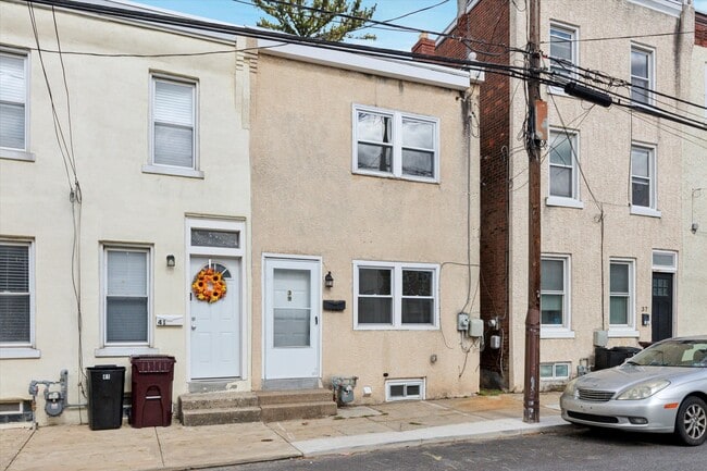 Building Photo - 39 W Front St