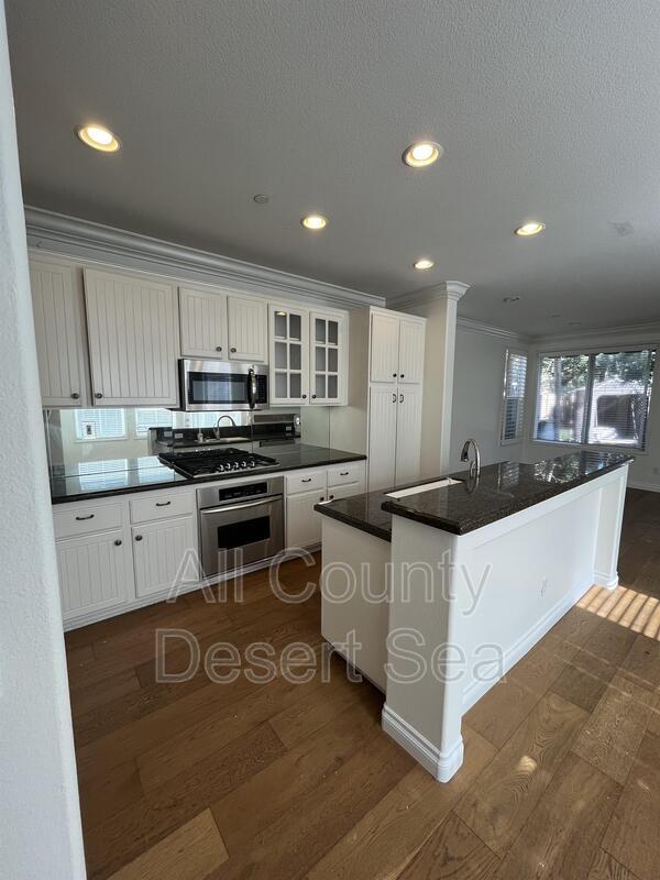 Building Photo - 16826 Clovergreen Ln