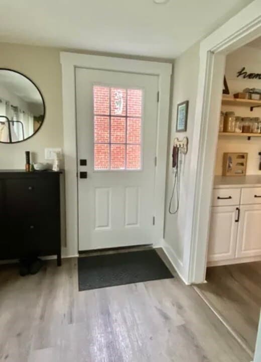 Building Photo - 53 Hawthorn St