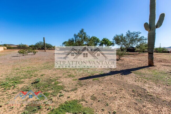 Building Photo - 39614 N 7th St