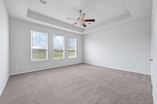 Building Photo - 24931 Pavarotti Pl