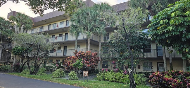 Building Photo - 3321 NW 47th Terrace