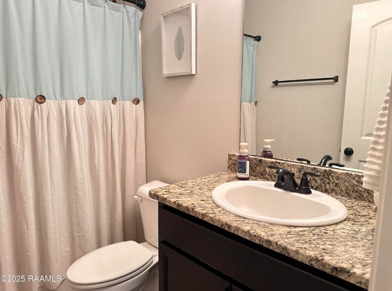 Building Photo - 209 Stanwell Ave