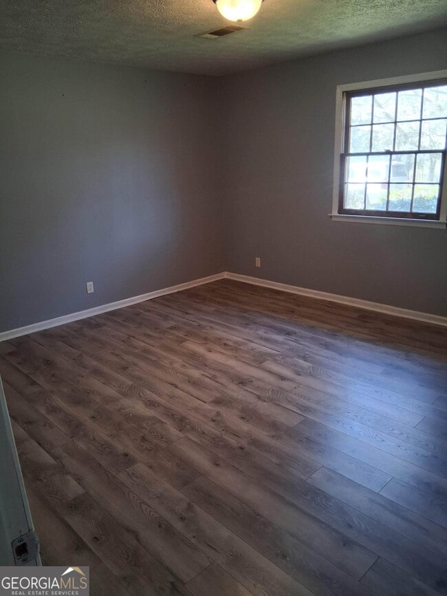 Building Photo - 14 Brannan St