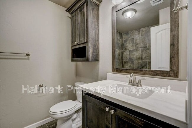 Building Photo - 1120 Garrett Farm Rd