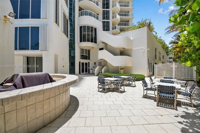 Building Photo - 18671 Collins Ave