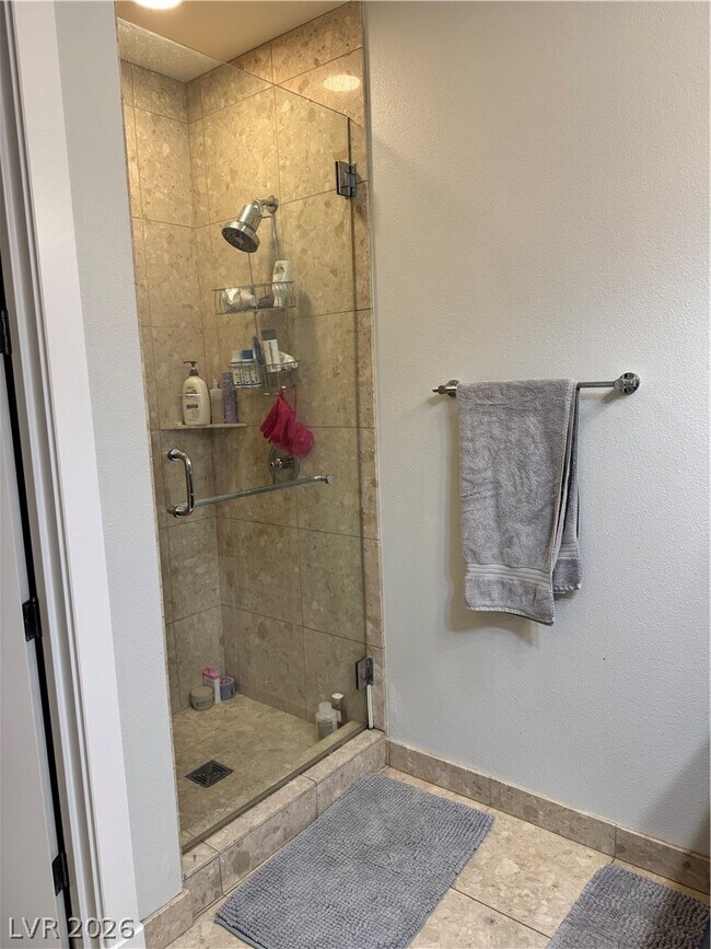 Building Photo - 4525 Dean Martin Dr