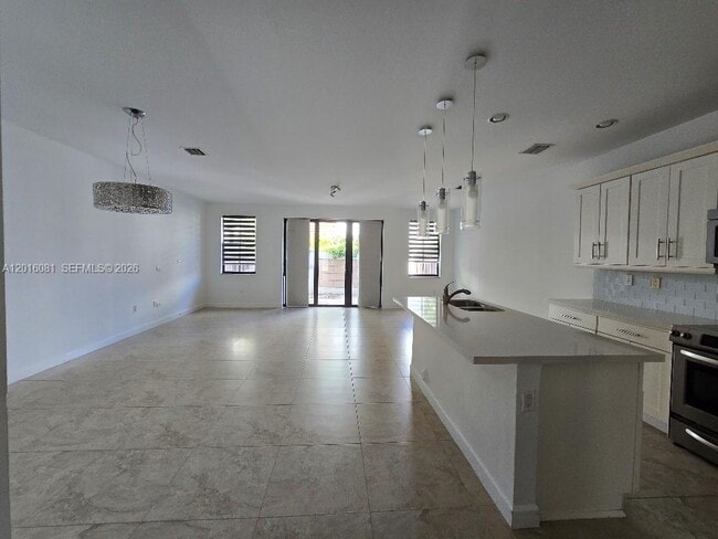 Building Photo - 5810 NW 104th Path