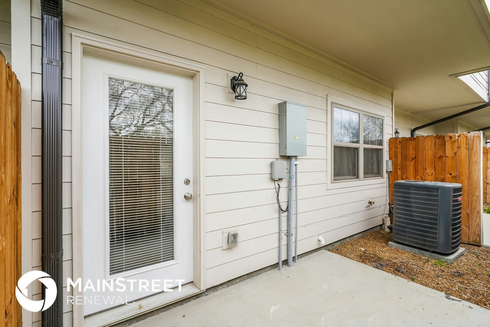 Building Photo - 118 Hartsville Ct