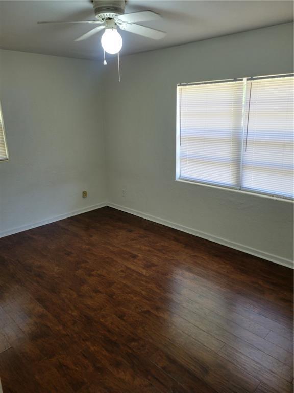 Building Photo - 825 Rosalia Dr