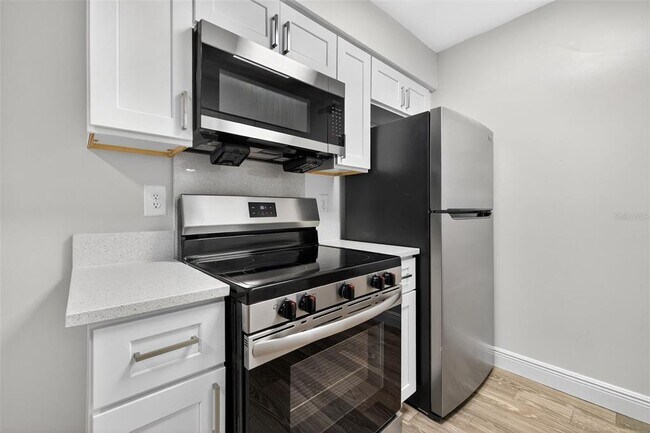 Building Photo - 612 Bass Ct