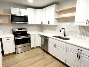 Building Photo - 359 Mimosa Dr