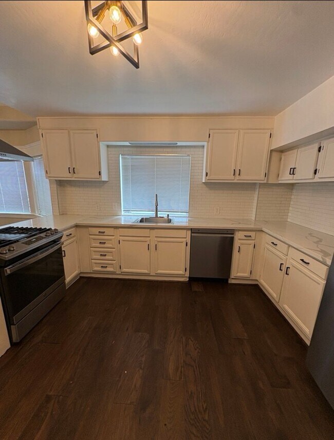 Building Photo - Vallejo's Heritage District