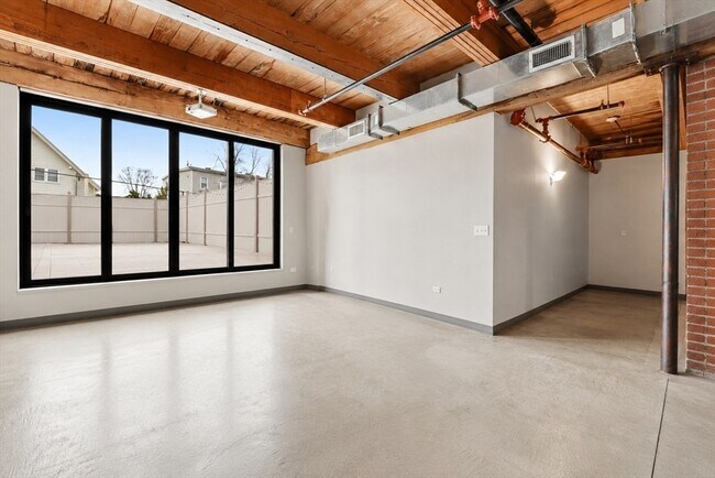 Building Photo - 950 Dorchester Ave