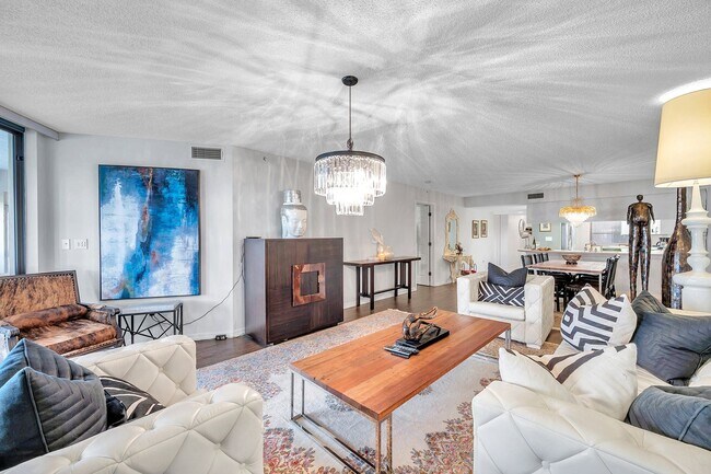 Building Photo - 6650 Sunset Way