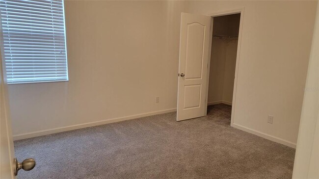 Building Photo - 3283 Stratton Cir