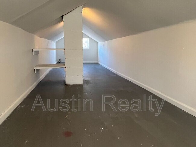 Building Photo - 1149 Watts St