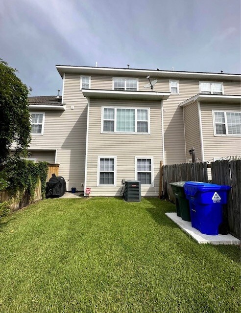 Building Photo - 4116 Perrine St