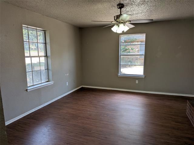 Building Photo - 7022 Lincoln Dr