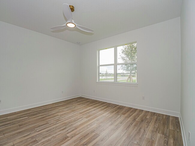 Building Photo - 4487 Nautilus Cir