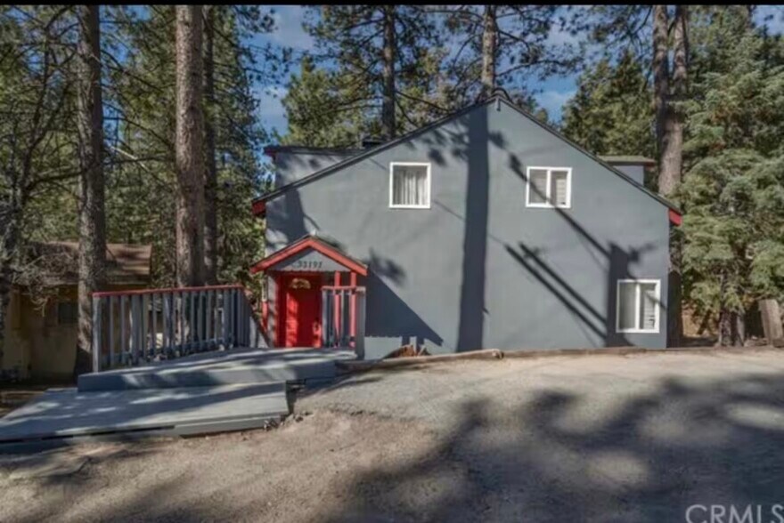 Building Photo - 33191 Maple Ln