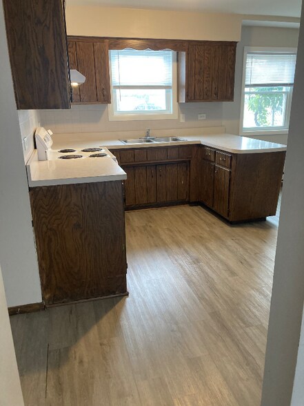 Building Photo - 6216 W 65th St