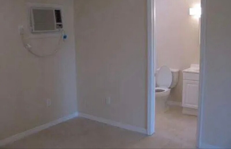 Building Photo - 229 W Lancaster Rd